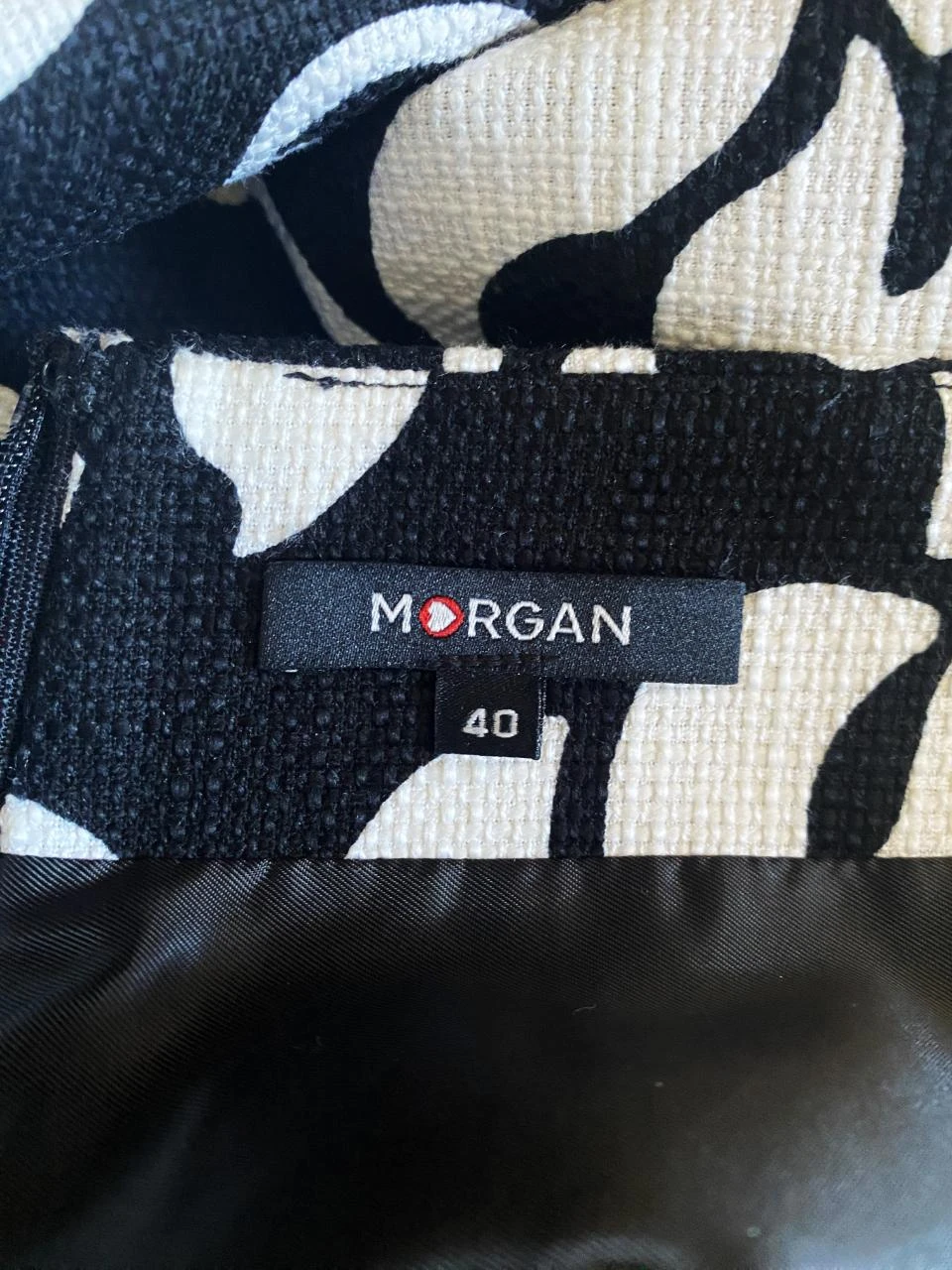 Morgans rechte rok maat 40 zwart & wit met bloemenprint – elegant en chic – photo 9